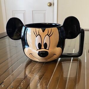 Disney Parks Minnie Mouse Face Mug 16oz. Microwave & Dishwasher Safe